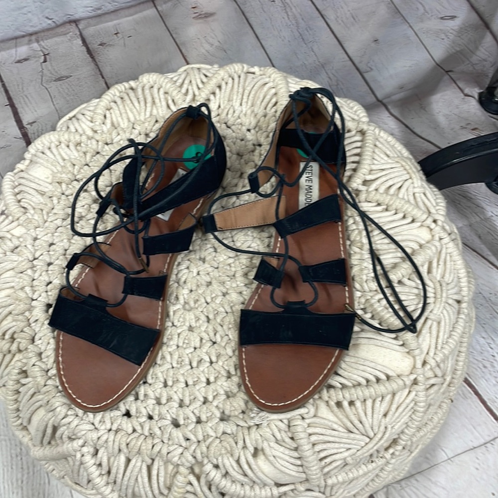 Steve Madden Gabriela black suede like ankle wrap sandals 8